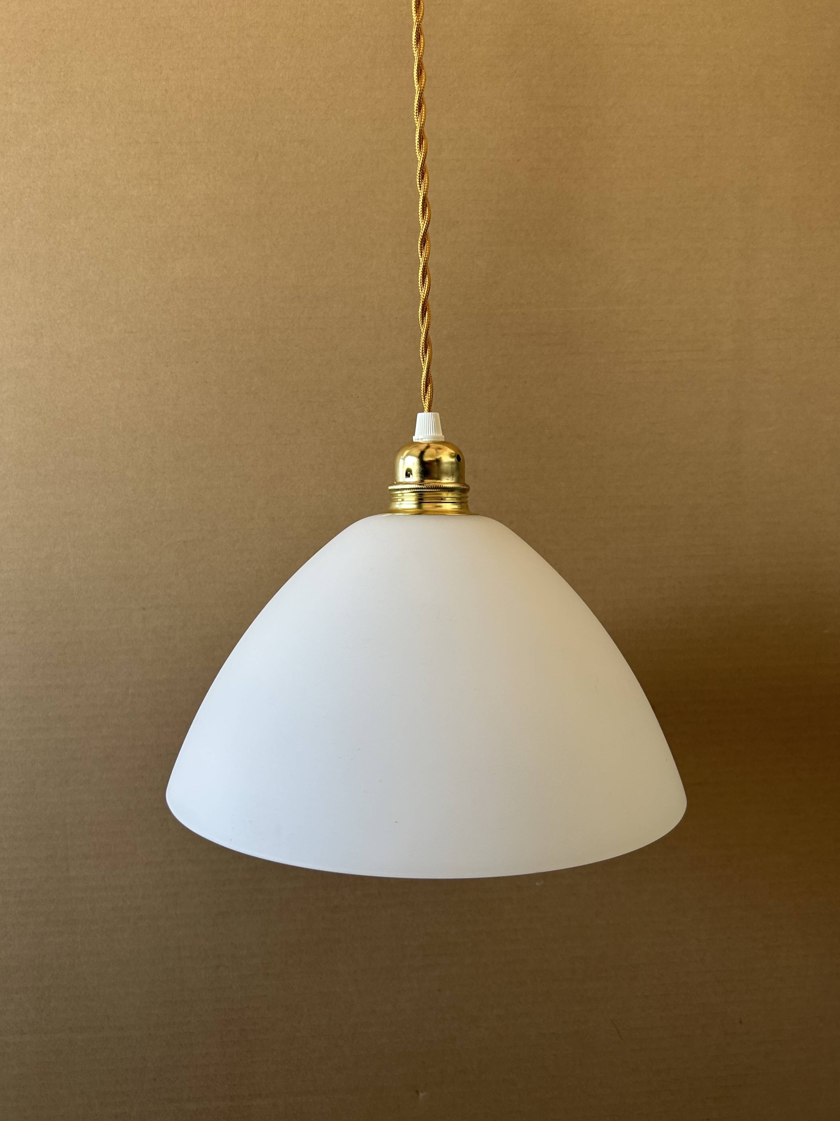 Suspension opaline D26cm