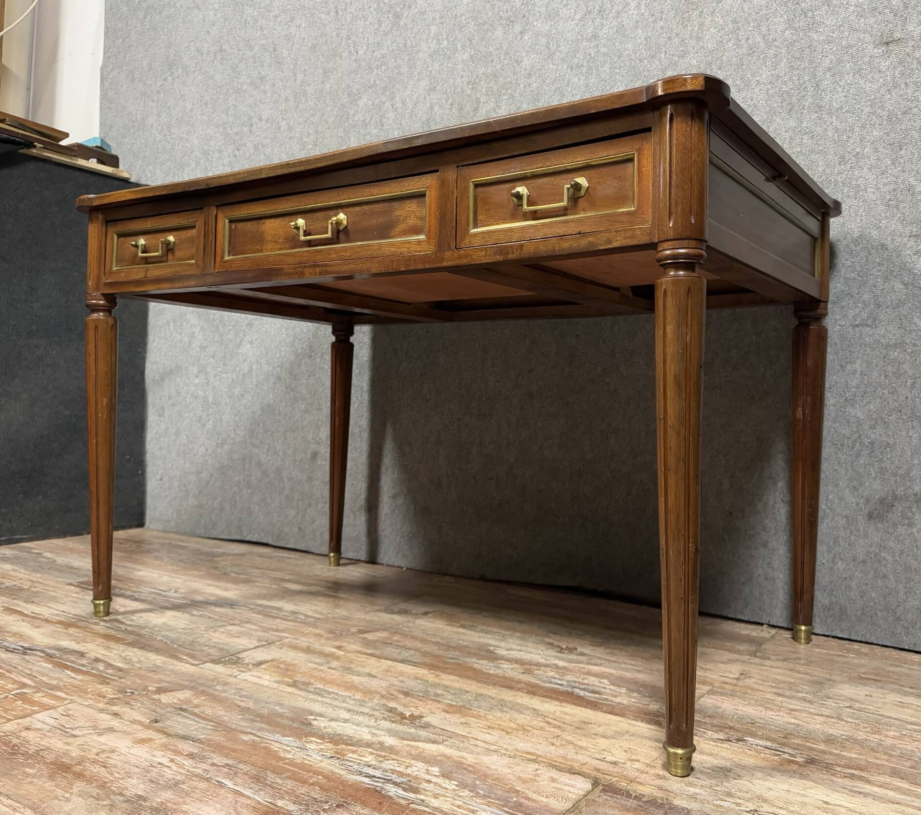 Louis XVI style desk in mahogany and copper reeds circa 1880