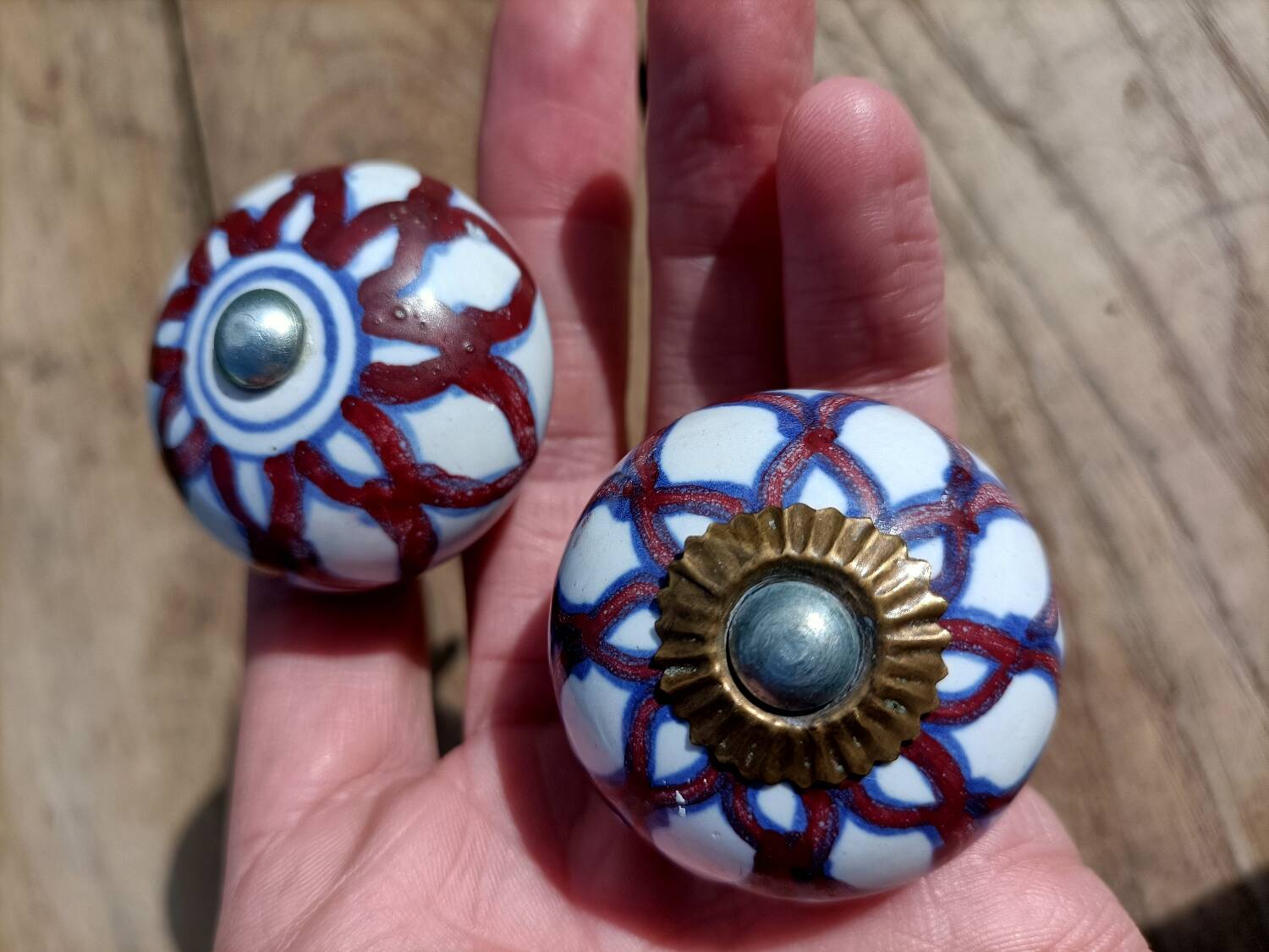 Genuine stoneware door knobs