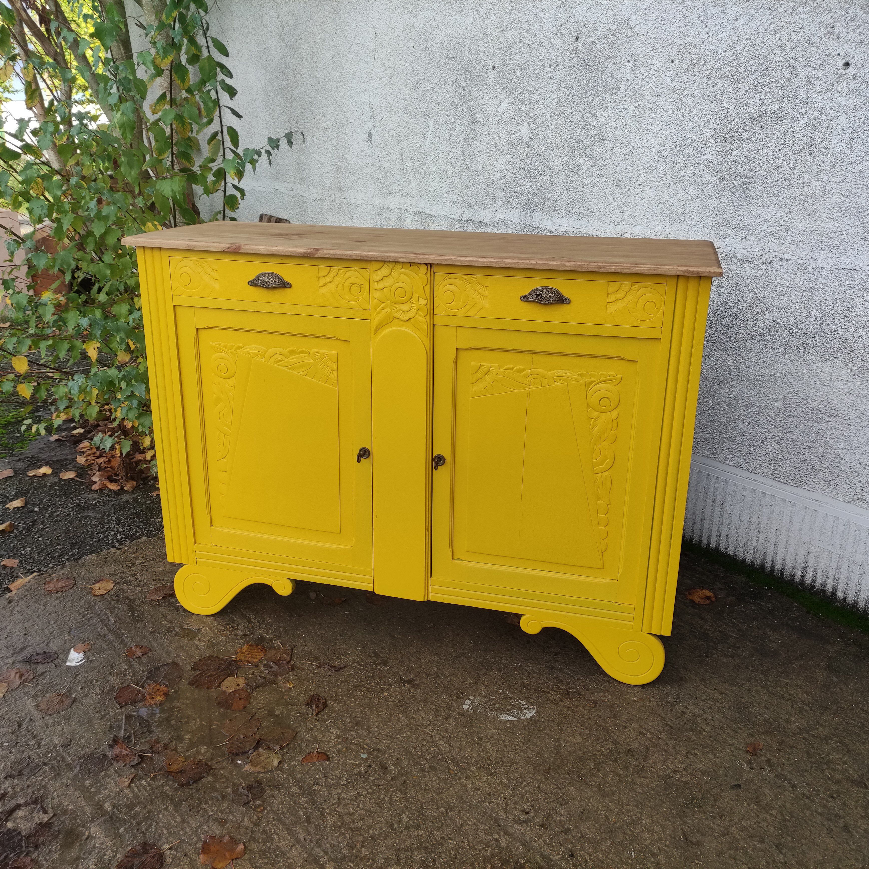 Buffet Art Déco jaune