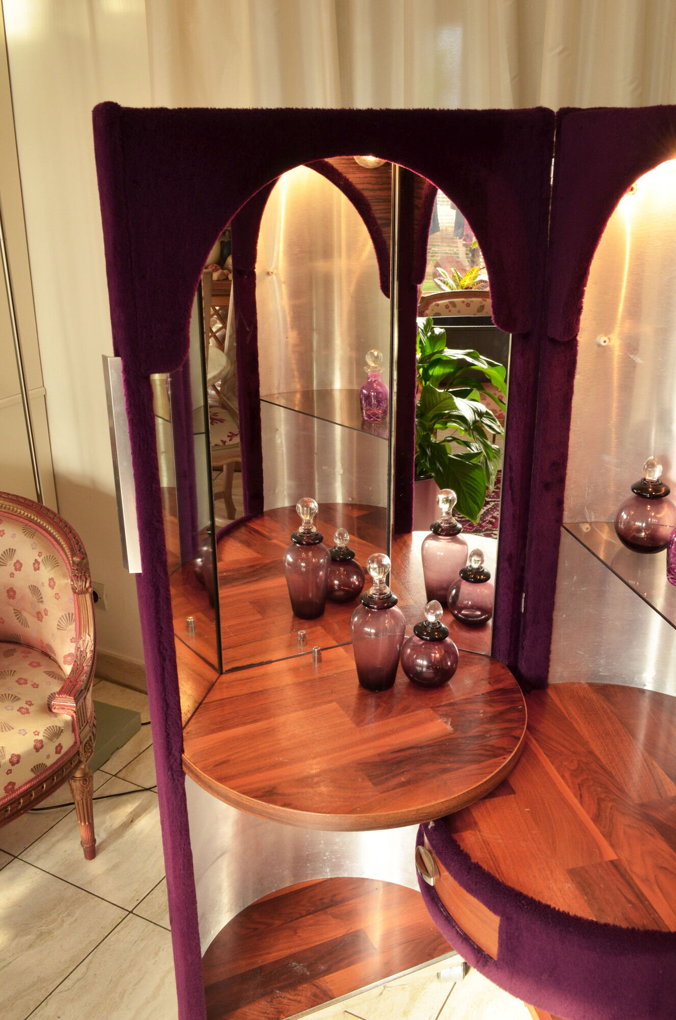 70's moumoutte dressing table, distributed by Roche Bobois