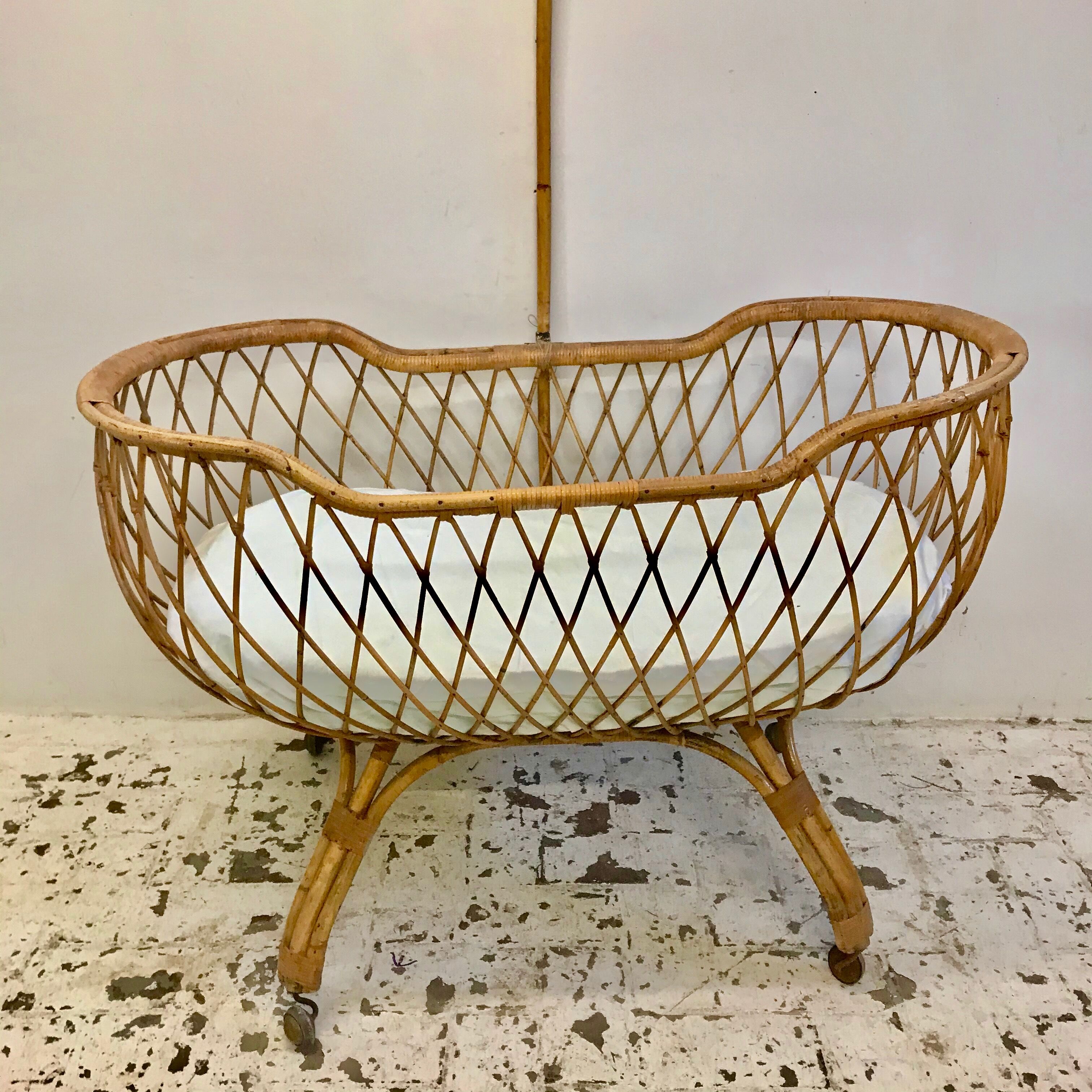 Baby rattan crib