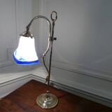 Lampe de bureau ou salon en laiton poli  XXème siècle pâte de verre signé LOTI Nancy