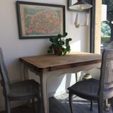 Shabby table with extension cords