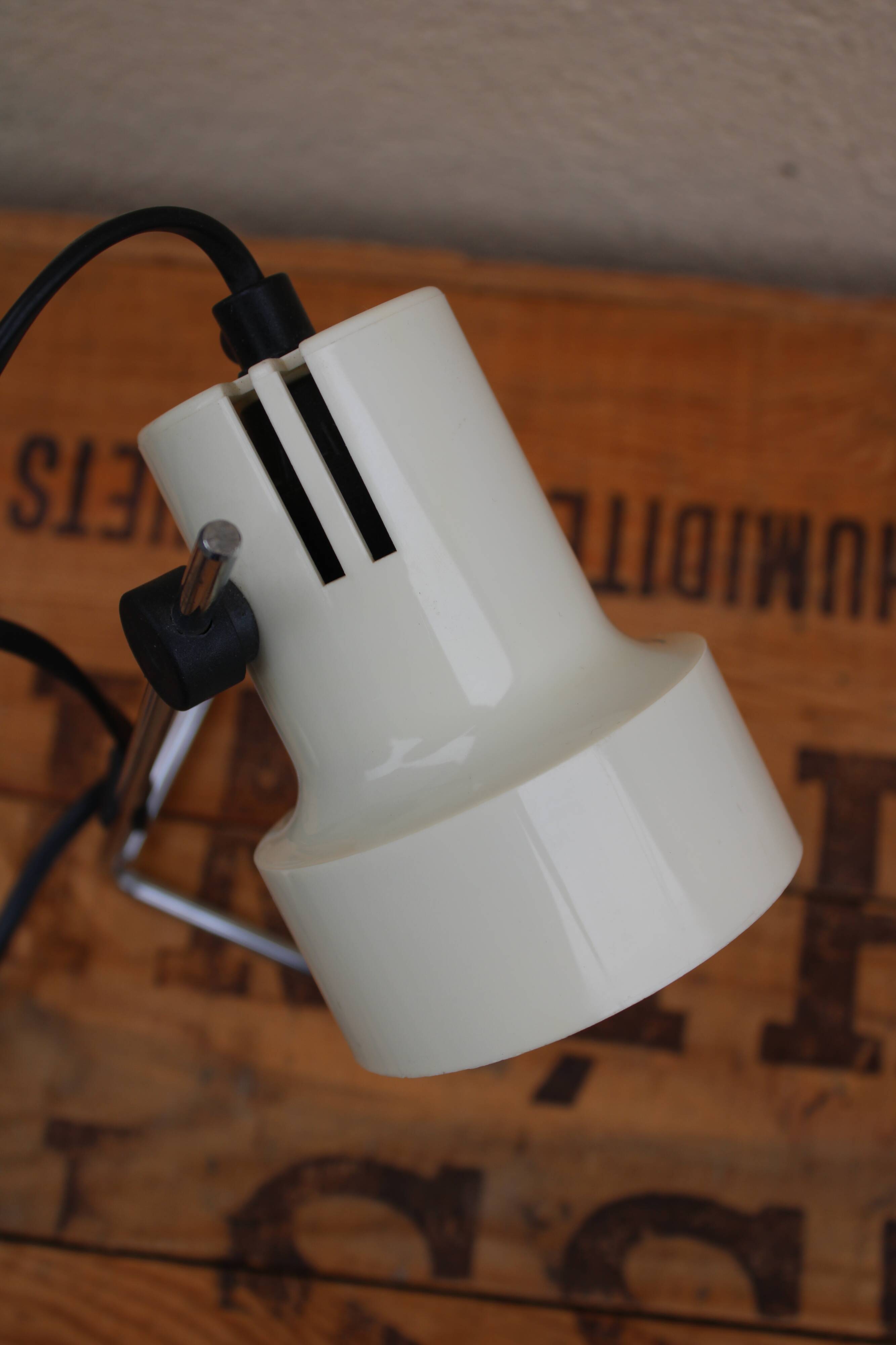 Vintage spot lamp