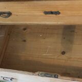 Writing desk in solid pine