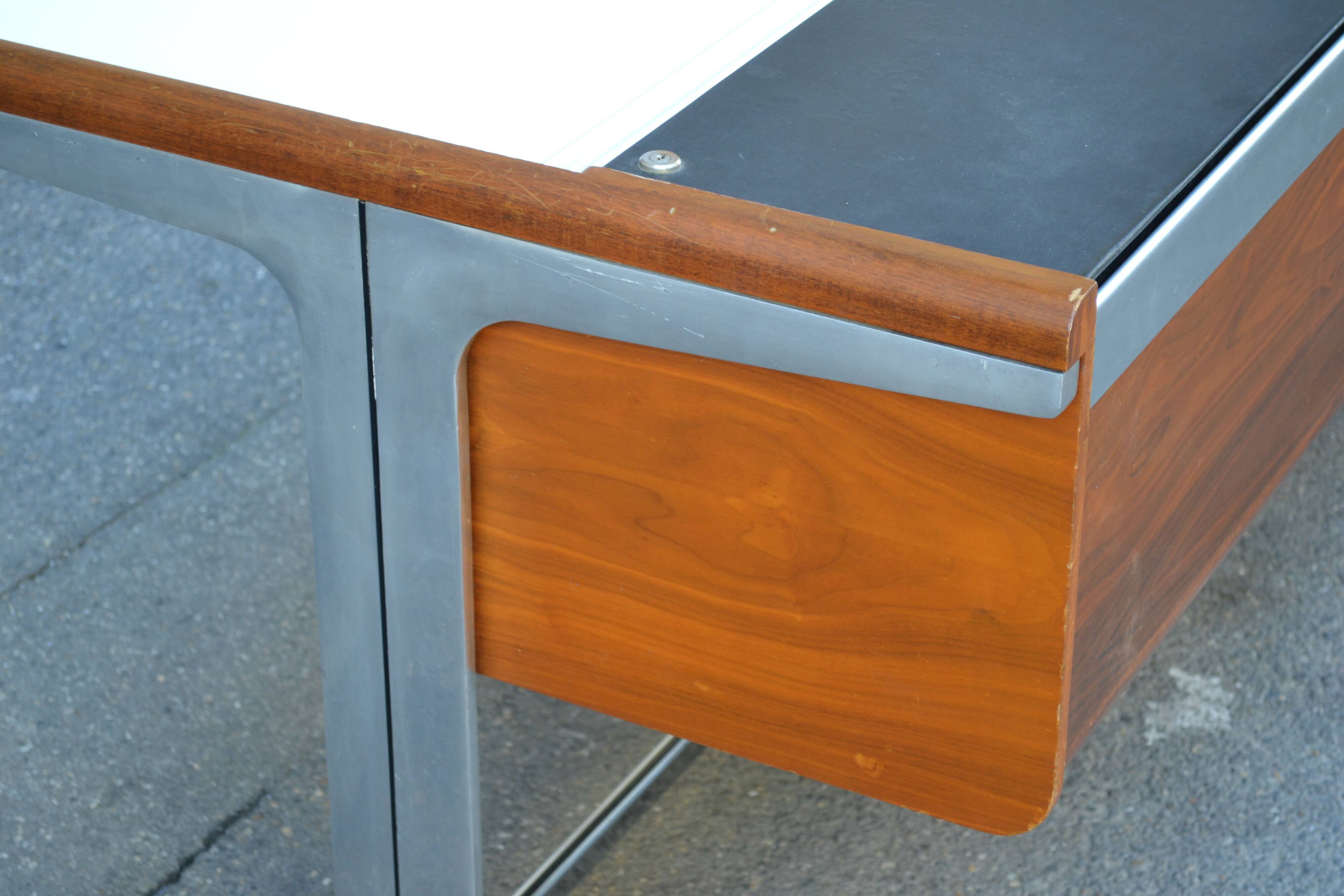 George NELSON (1908-1986) & HERMAN MILLER (PUBLISHER) office "Action Office"