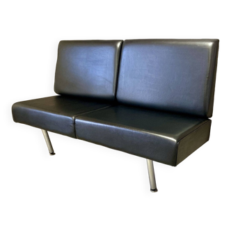 Leather and metal hanging sofa scandinavian design.