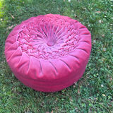 Vintage velvet pouf