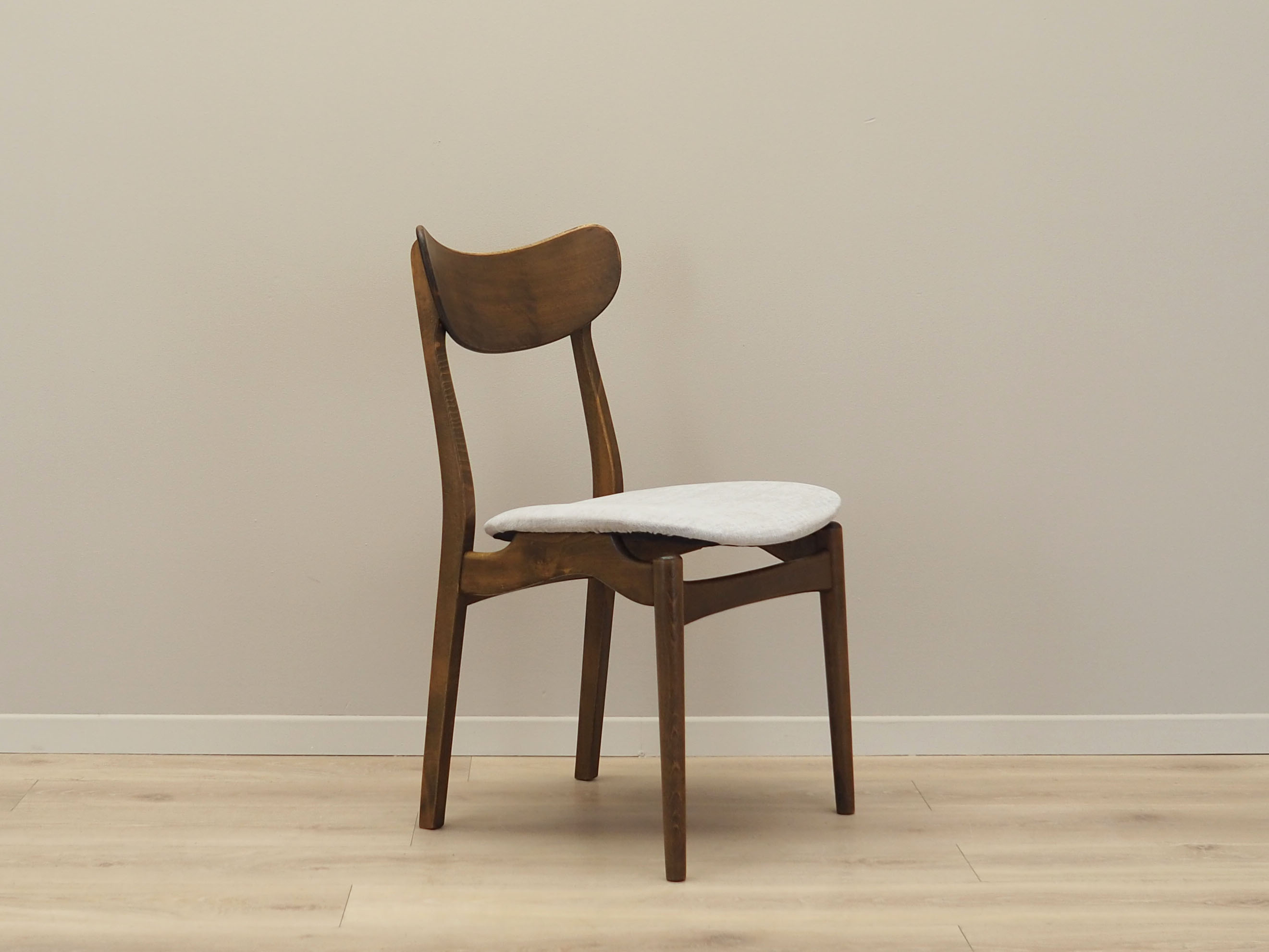 Set of six walnut chairs, Danish design, 60s, production: Denmark