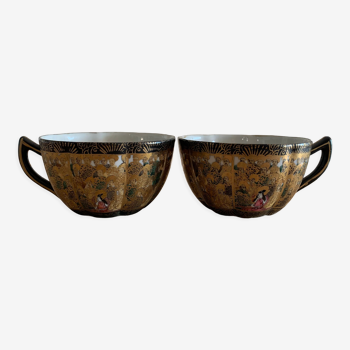 Vintage chinese cups golden patterns