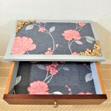 Bedside table with fluted spindle legs