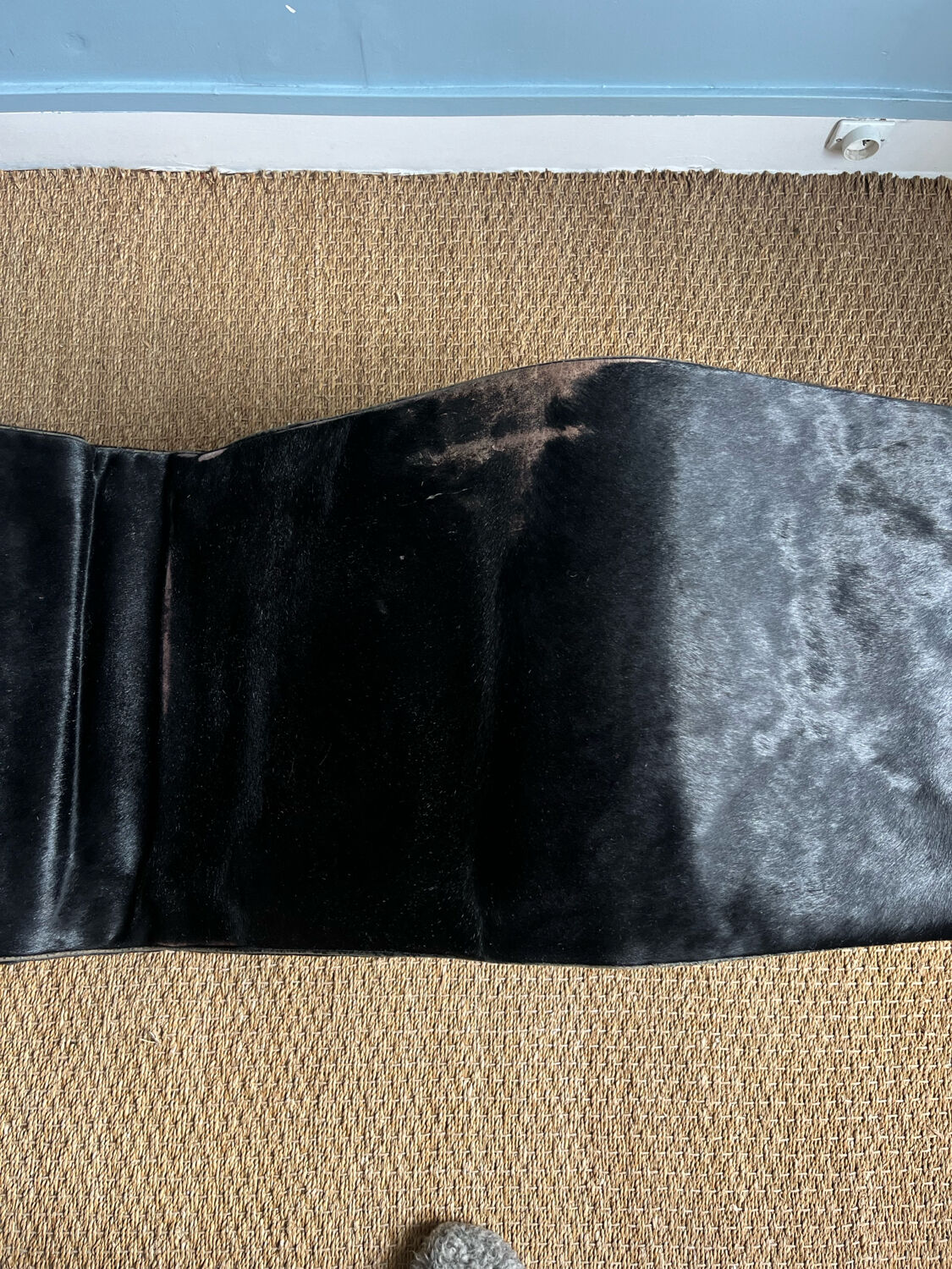 Chaise longue Le Corbusier LC4, signée et numérotée