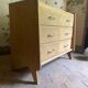 Commode vintage à ailerons