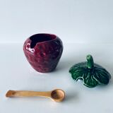 Ceramic pot strawberry slurry