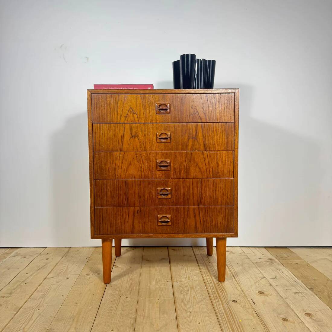 Small teak chest of drawers – Danish mid-century modern design, 1960s