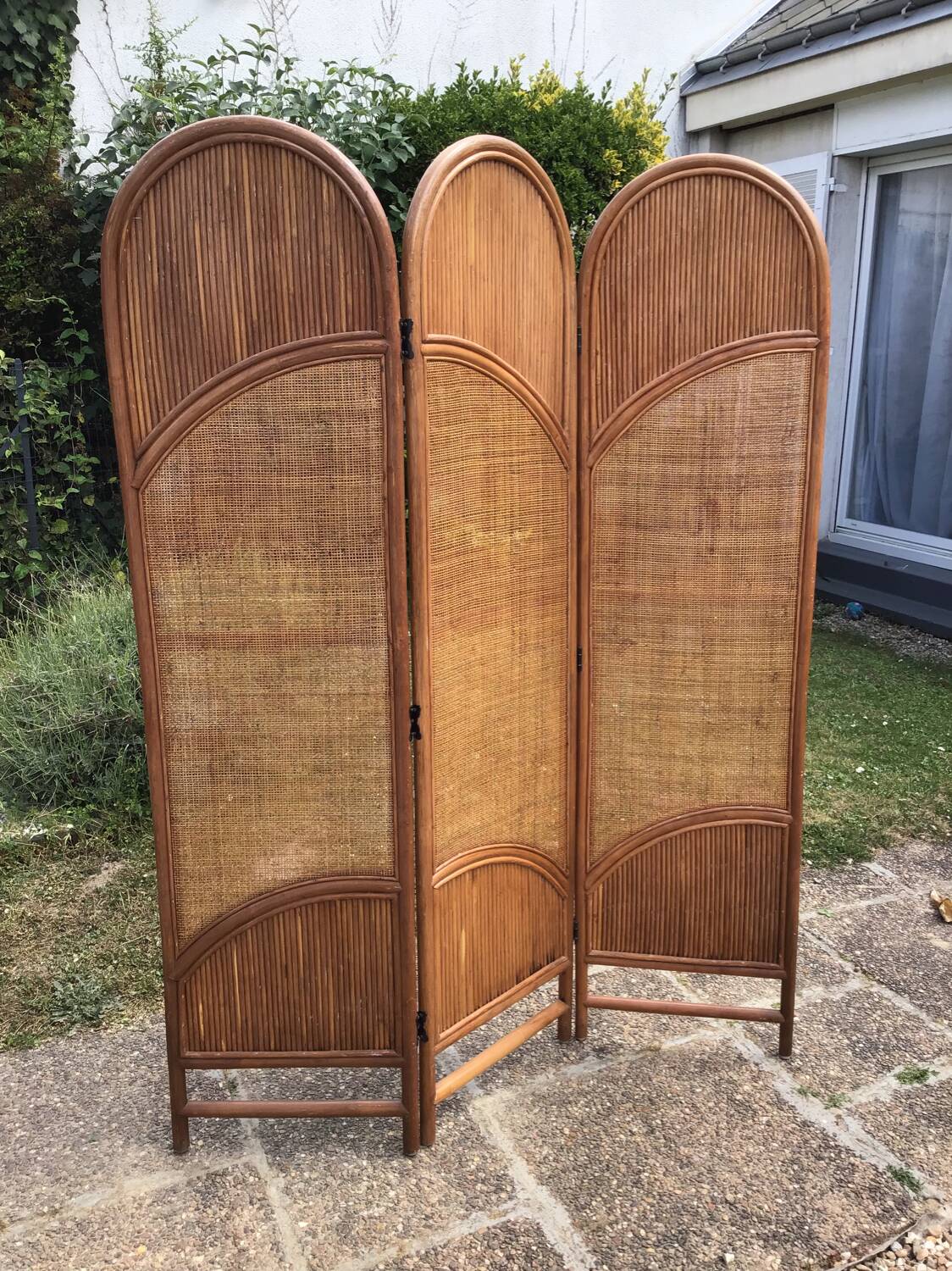 Vintage screen