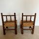Paire de chaises basses en bois tourné