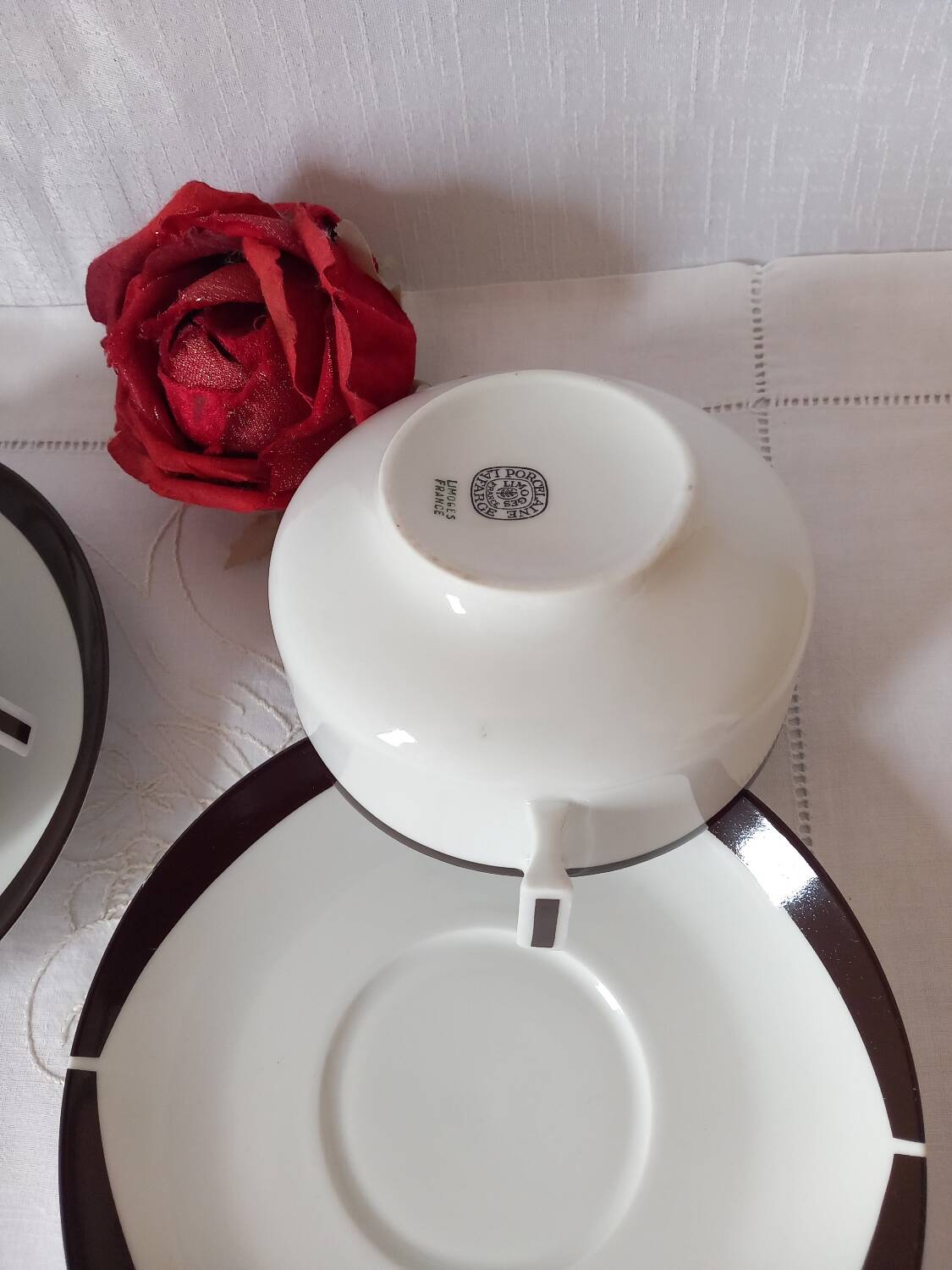 Lunch duo cups and saucers in Limoges porcelain by Lafarge.