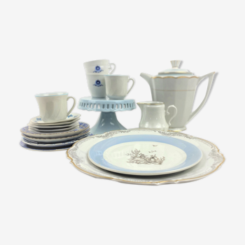 Tea service blue and white - porcelain - 4 cutlery -18 pieces