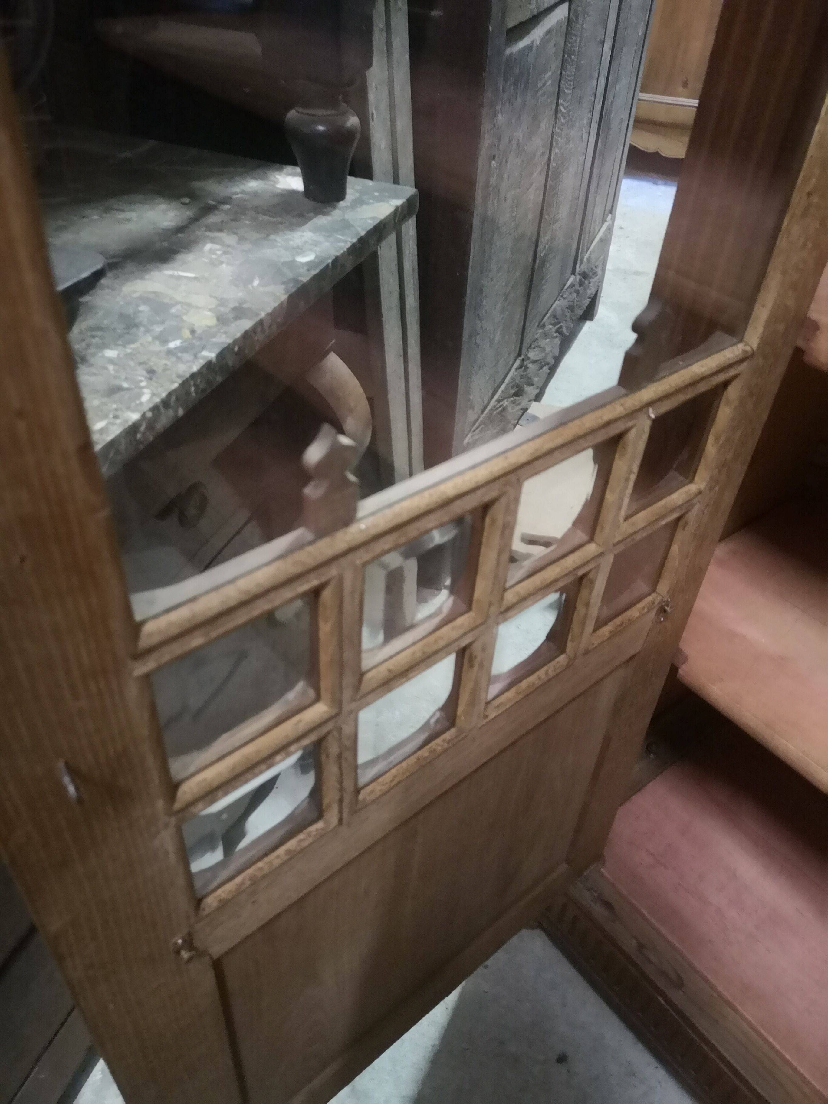 Bibliothèque vitrine années 1930