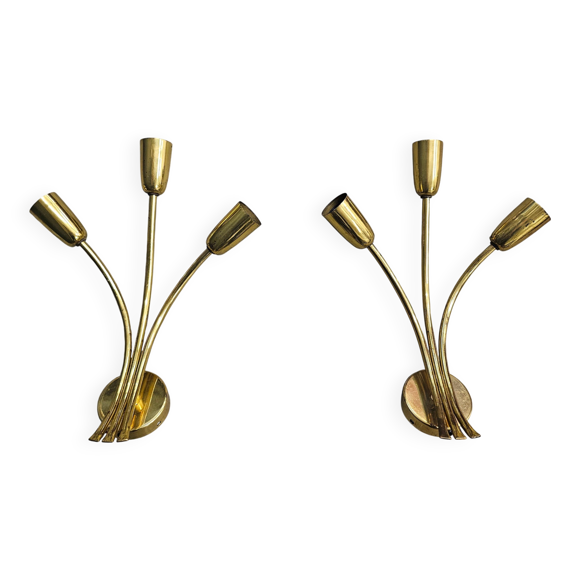 Paire d'appliques en laiton Mid-Century attribuées à J.T. Kalmar