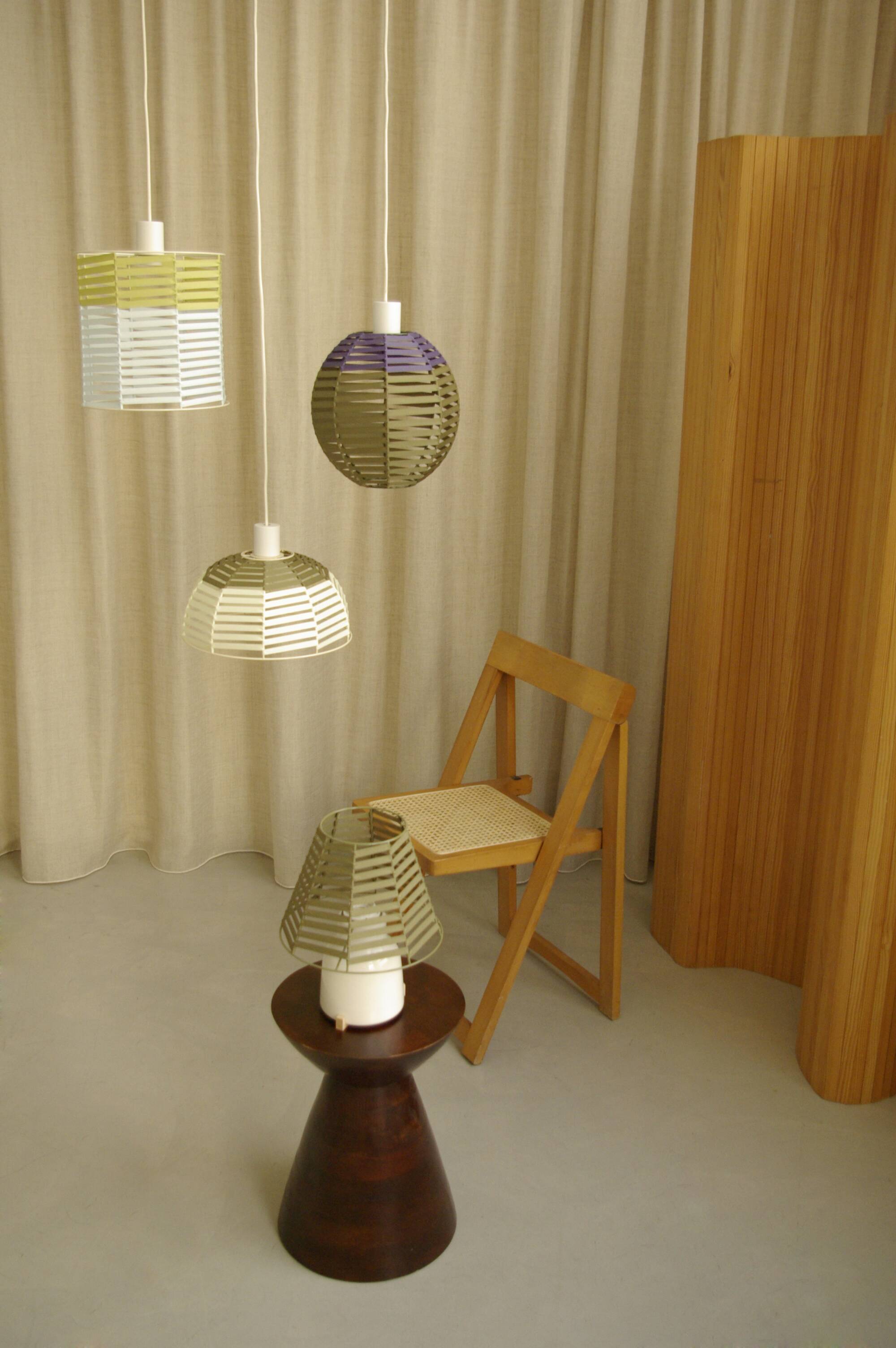 Woven ball suspension on metal structure / D 25cm