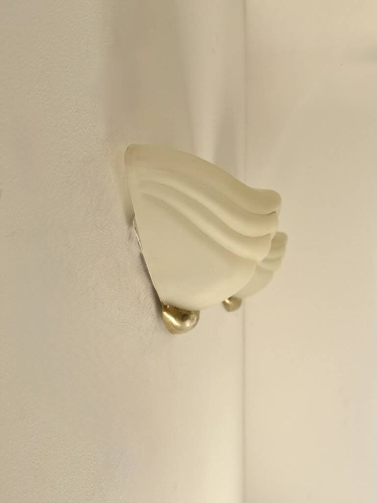 Pair of vintage wall lights in brass and frosted glass, Italy, 1970.