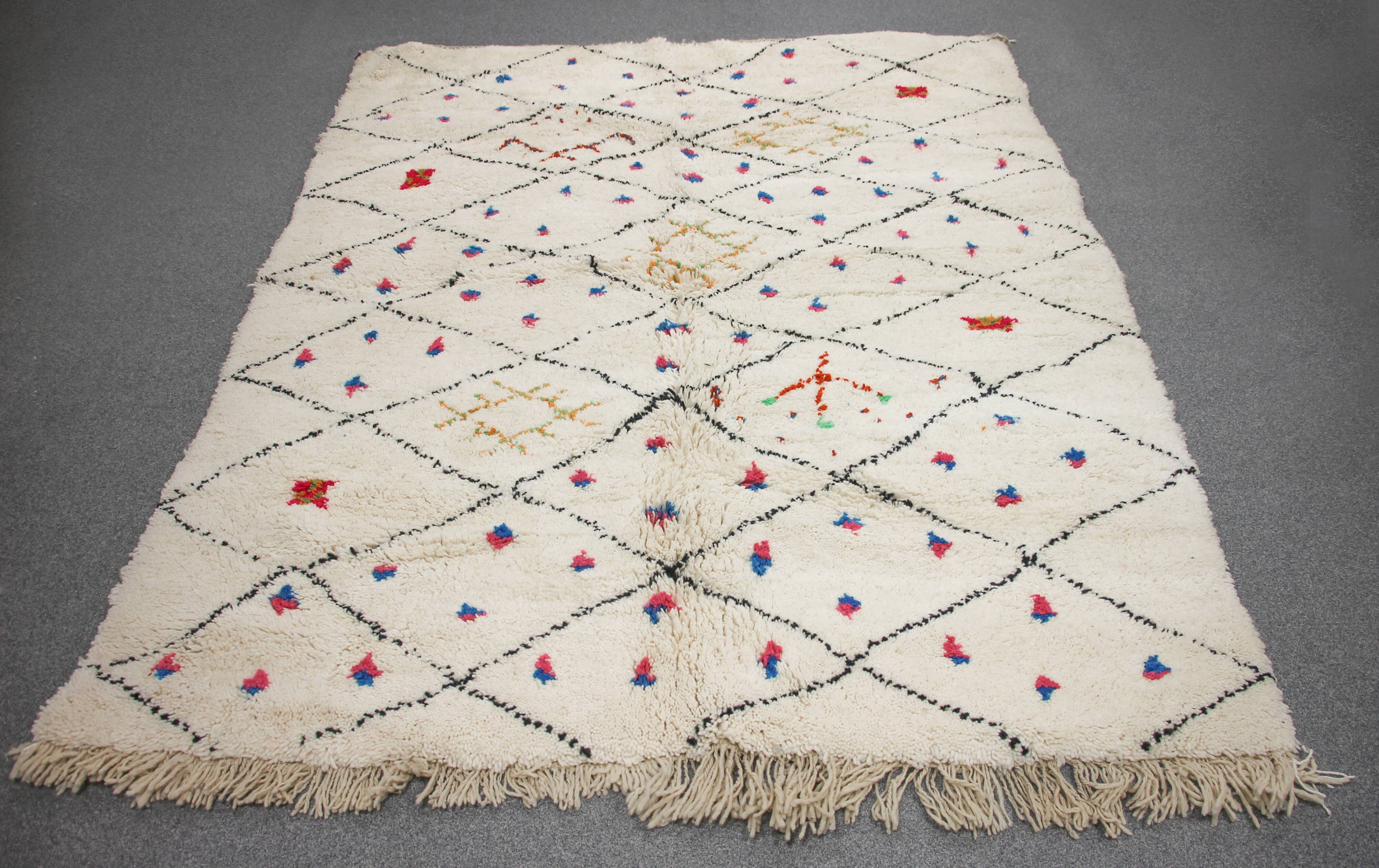 Azilal berber carpet 215 x 174