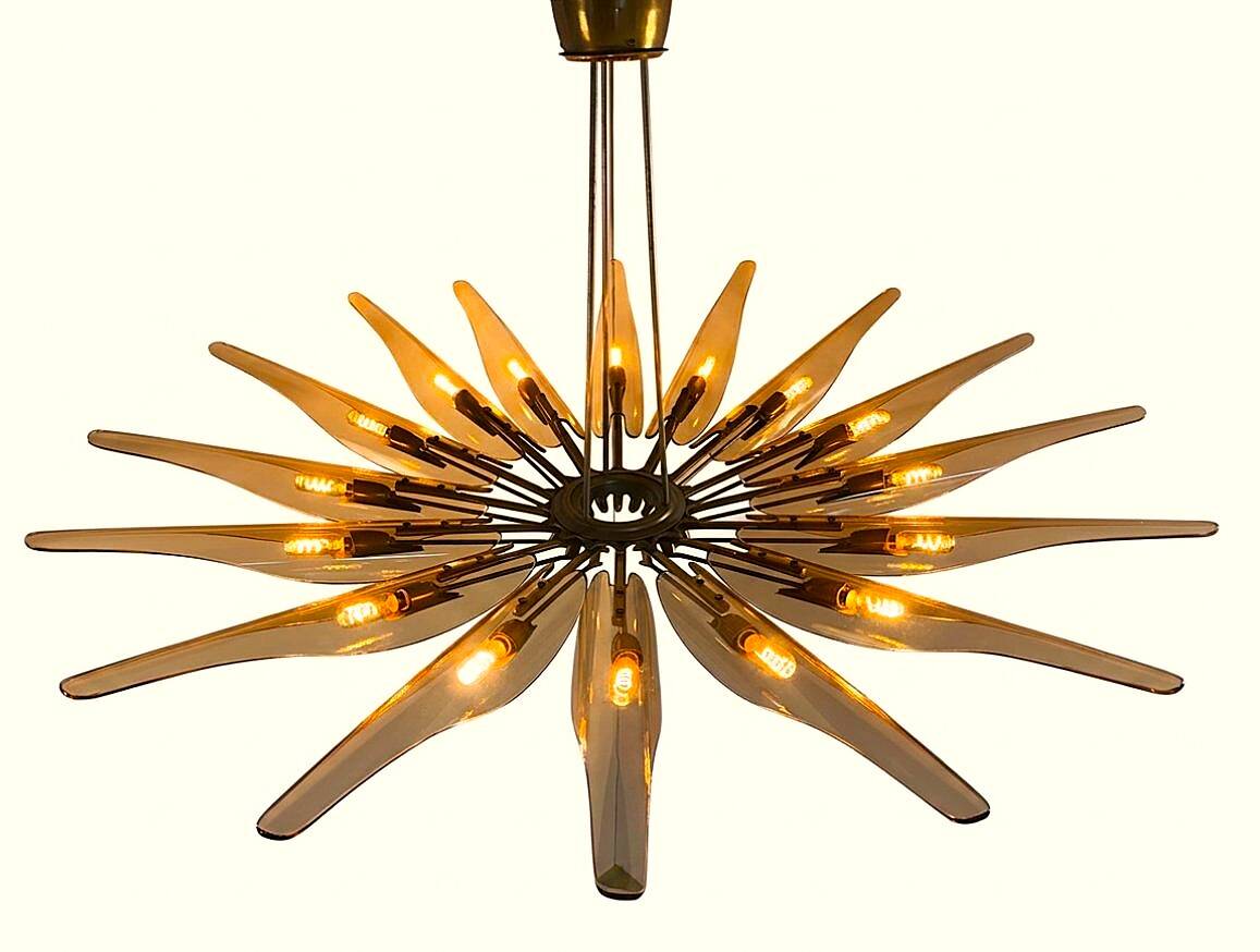 Dahlia Chandelier by Max Ingrand for Fontana Arte