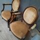 Paire de fauteuil médaillon Louis XVI