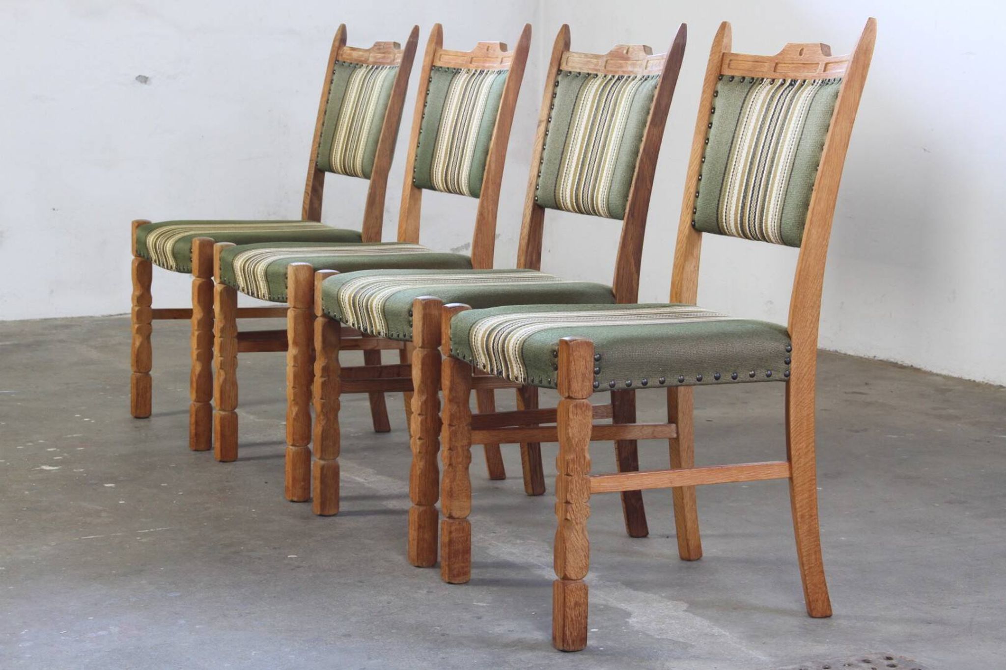 Vintage Danish Brutalist Oak Dining Chairs, Henning Kjærnulf style, 1960s
