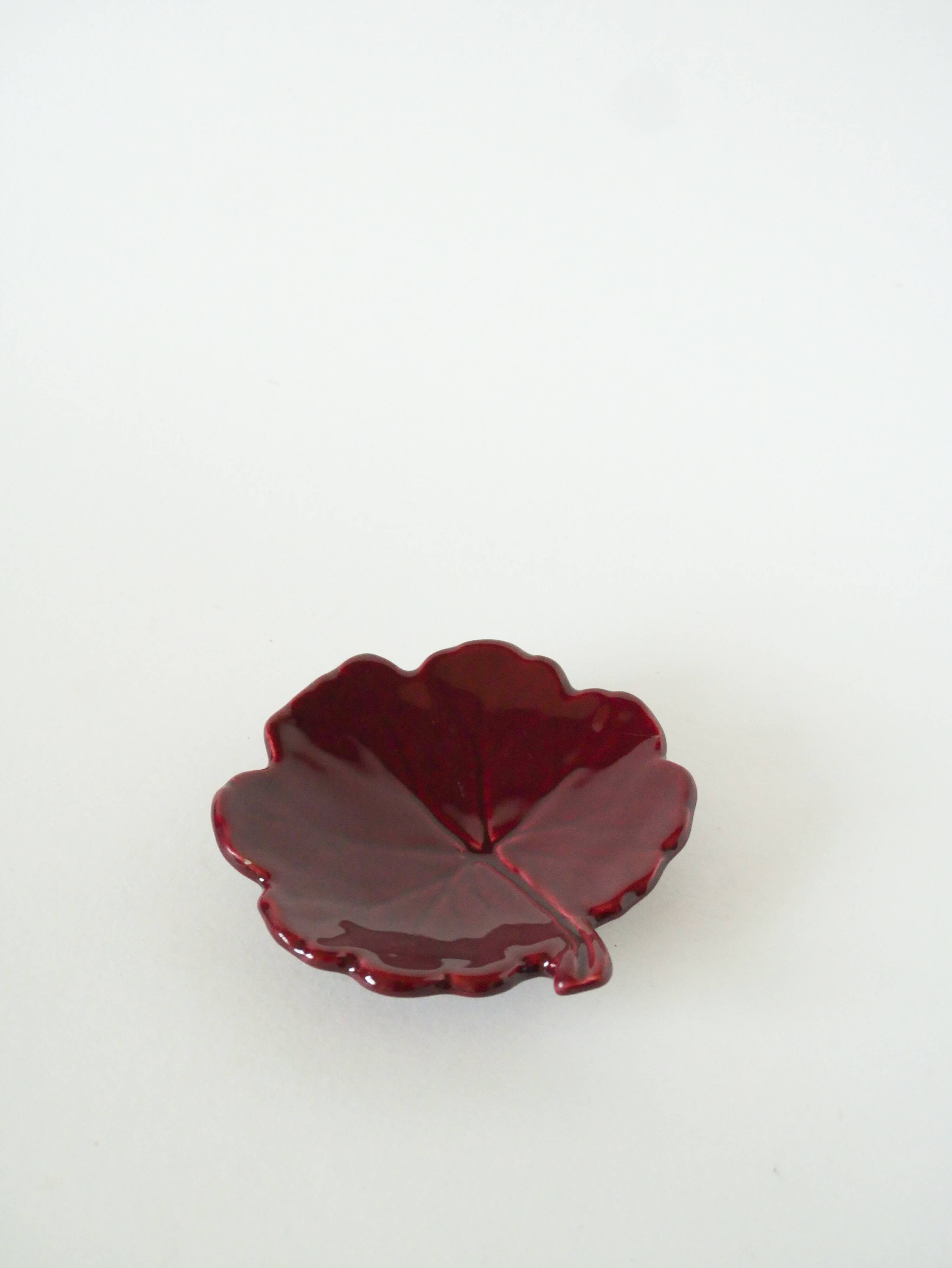 Slip leaf pocket emptier, Bordeaux, 1970 - 14 X 14 cm