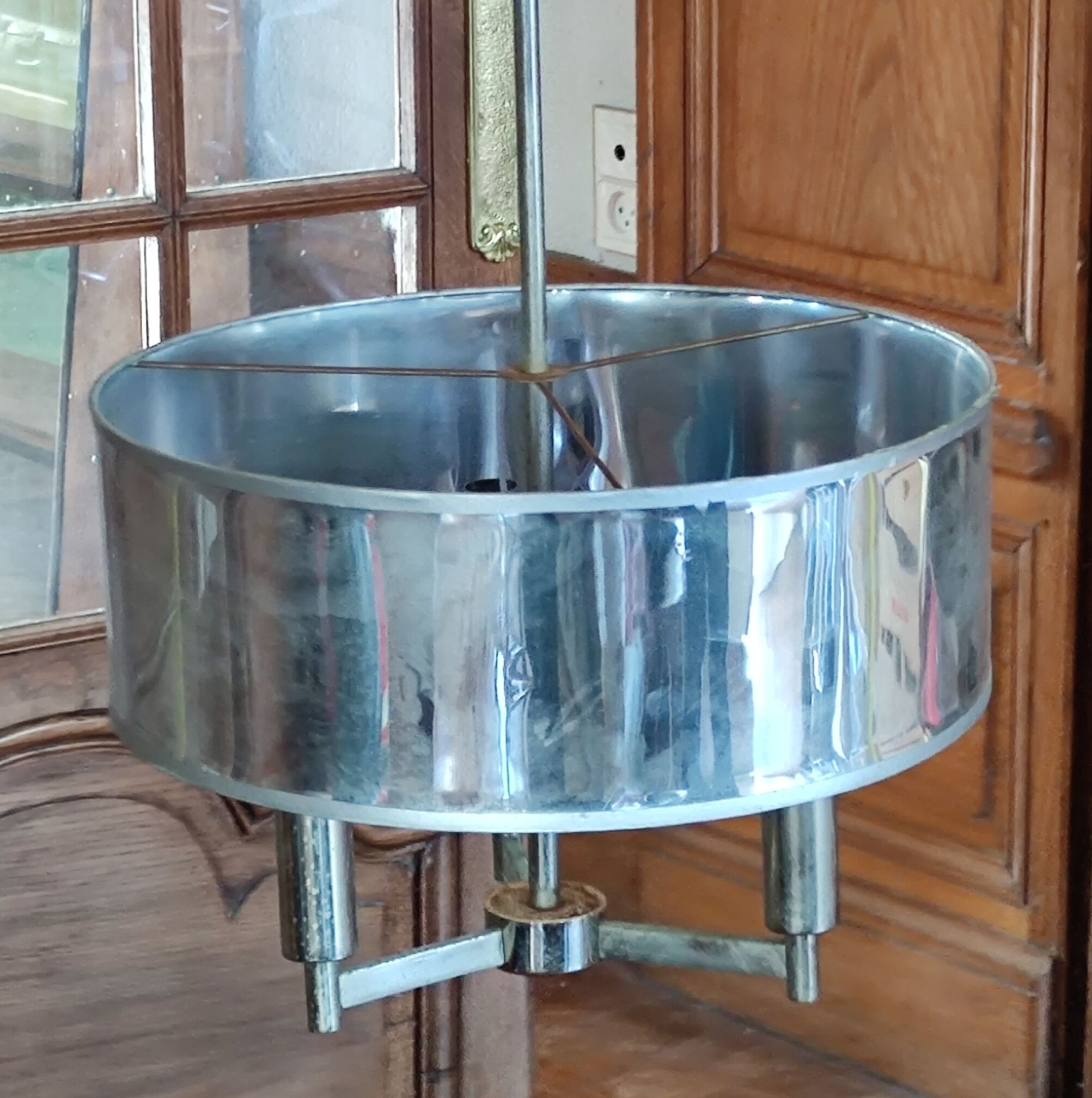 Modernist suspension