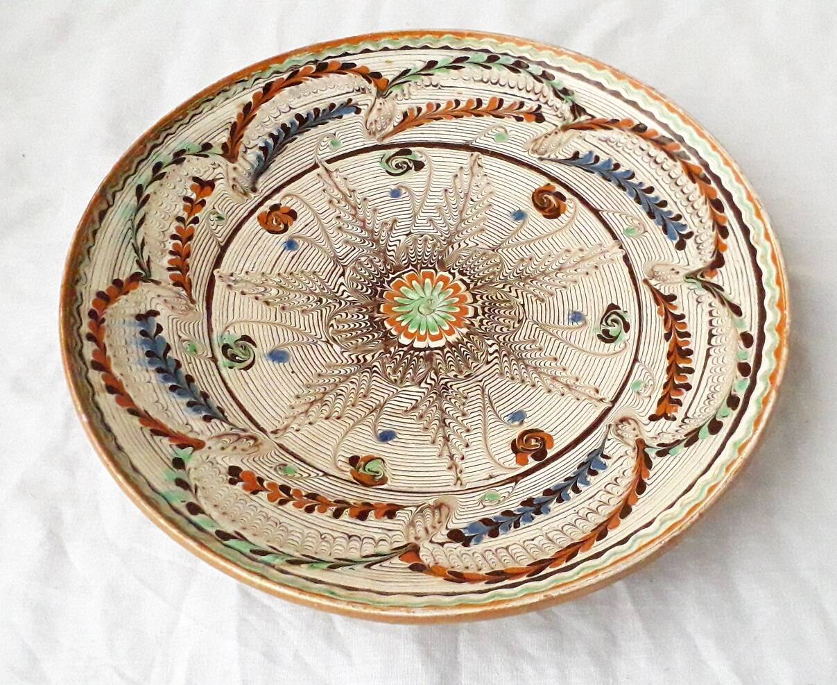 Horezu decorative plate