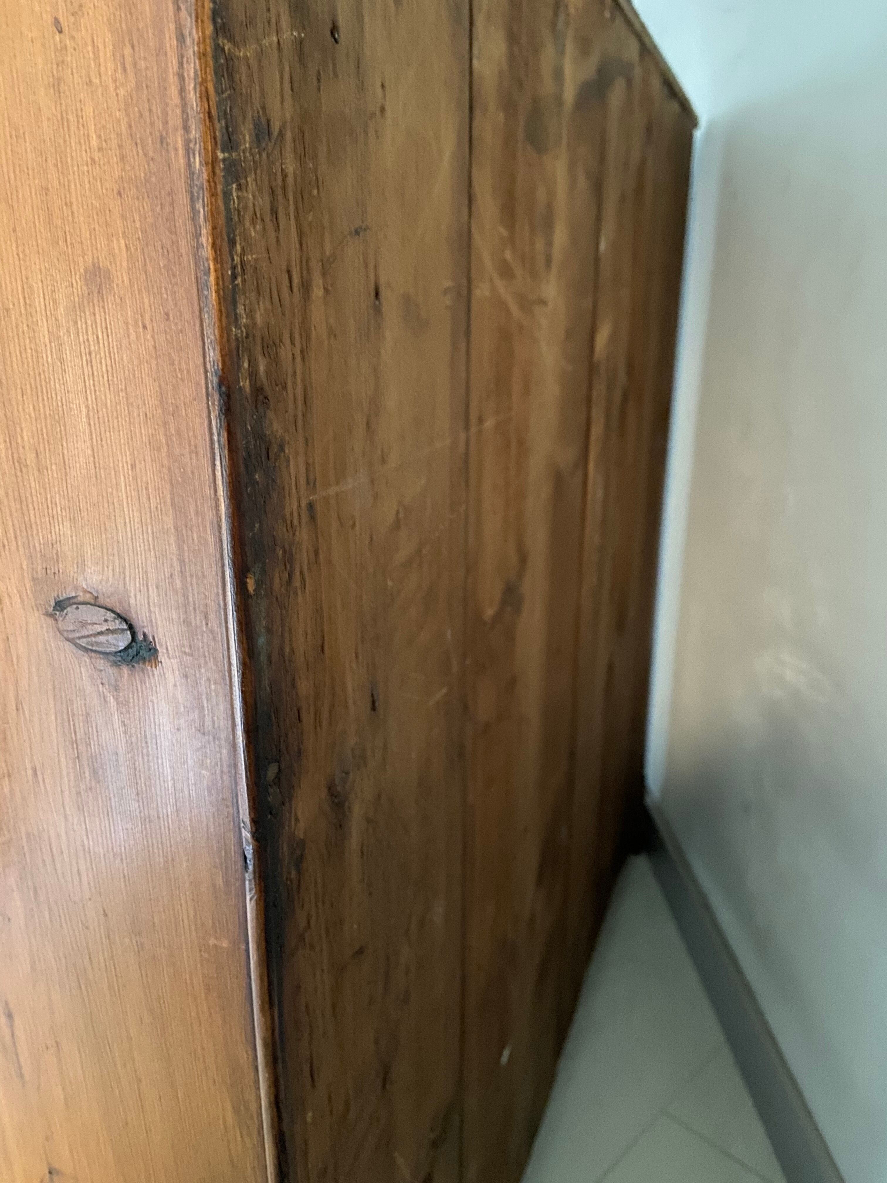 English pine chest of drawers early twentieth century