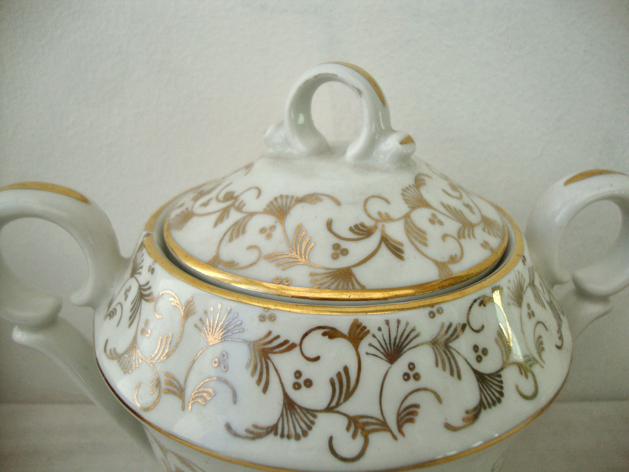 Porcelain coffee service for 12 people