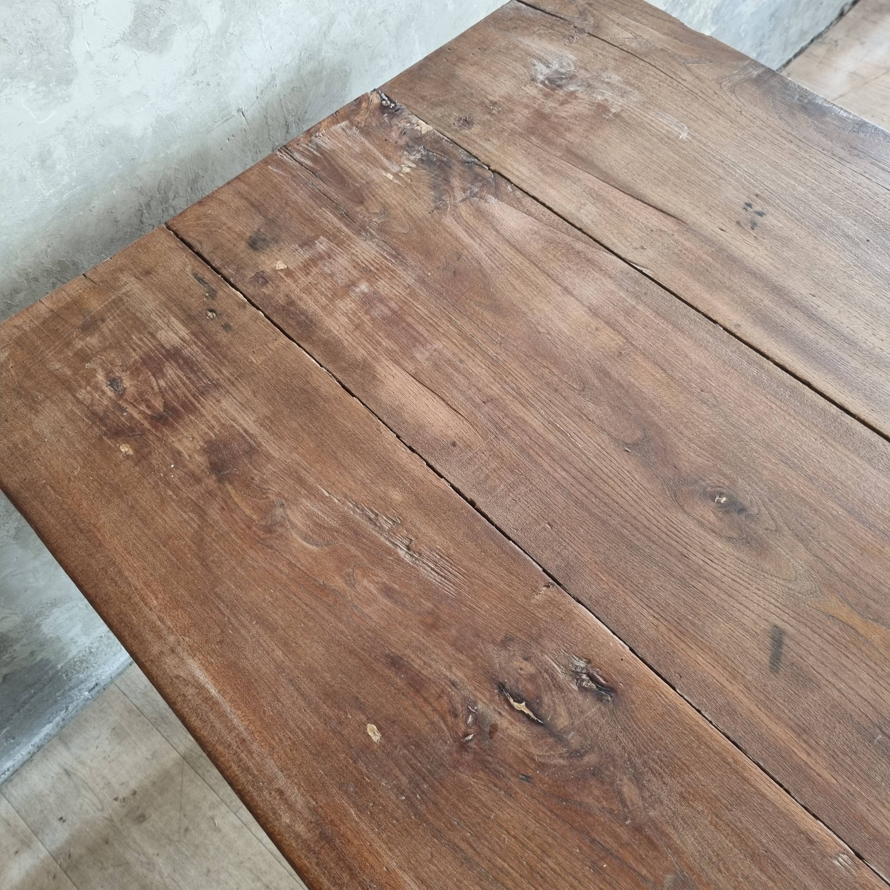 Farm table length 168.5 cm