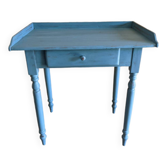Blue fir desk
