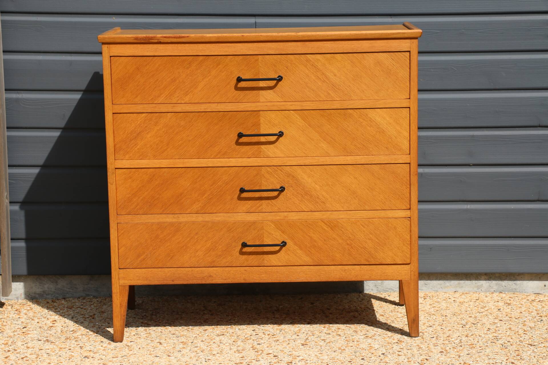 Chest of drawers with 4 drawers, light oak, 1960.