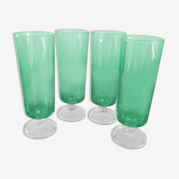 Green champagne flutes.