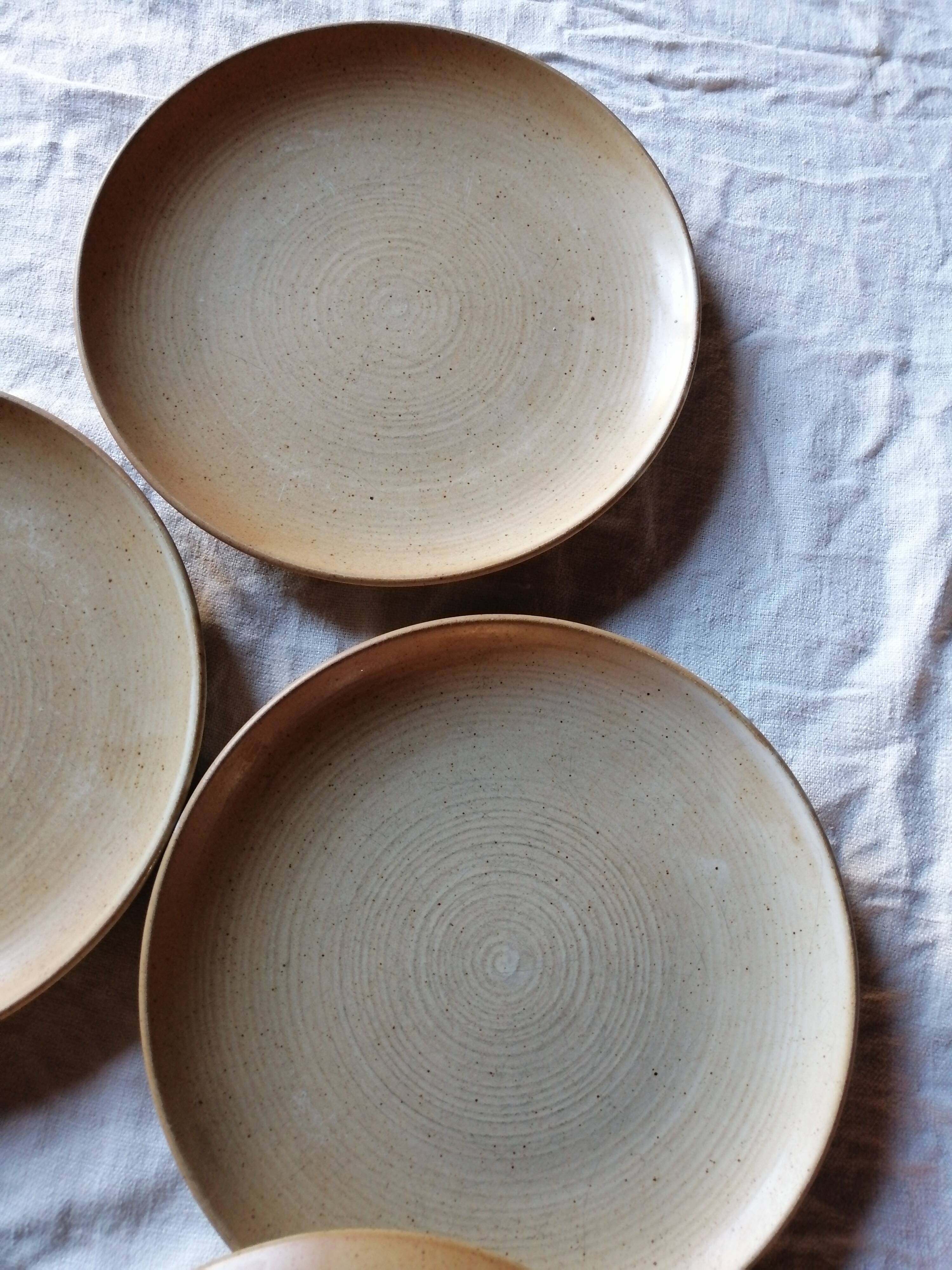 Plates Sandstone Village