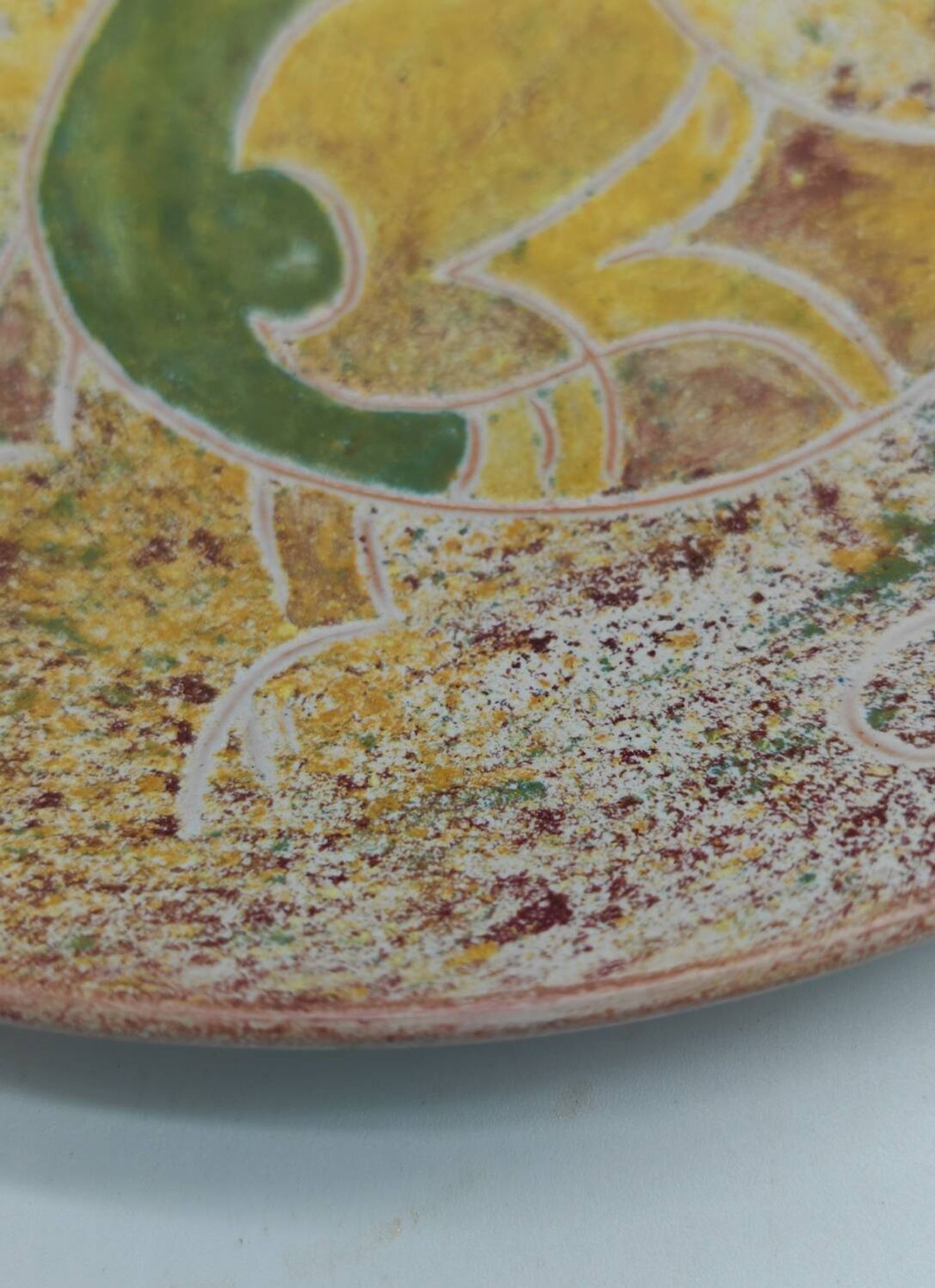 Grande coupe de 27.5cm signée Bernard Buffat "décor à l'oiseau"