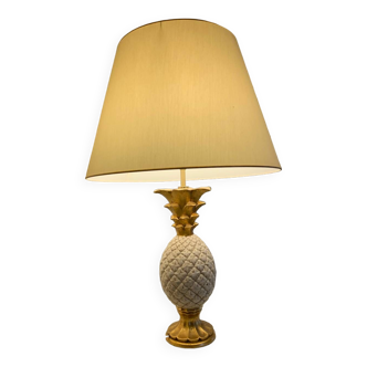 Pineapple lamp