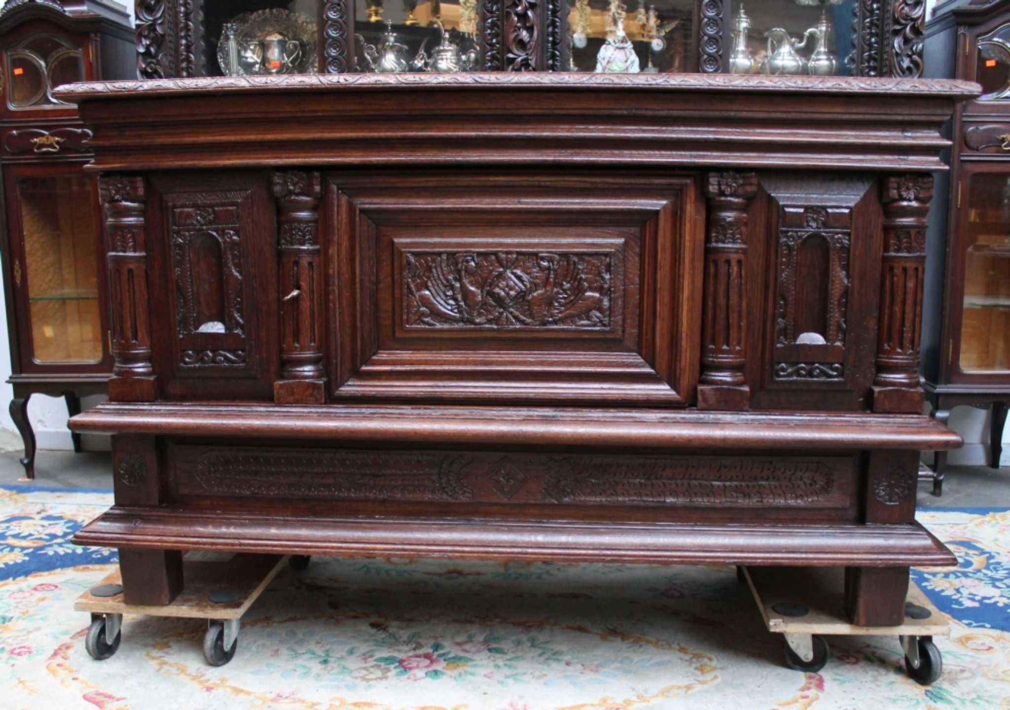 Chest of drawers eighteenth century
