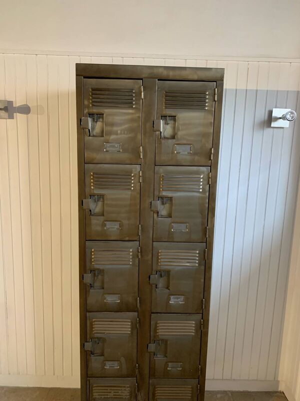 Meuble casier vintage