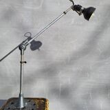 Lumina adjustable table workshop lamp
