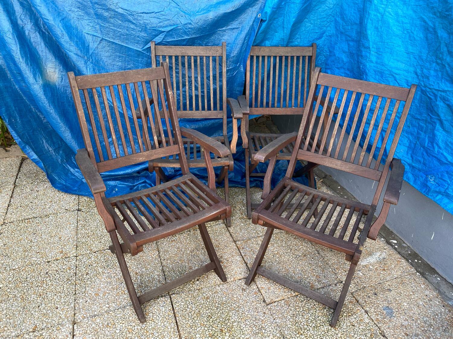 Set of 4 folding chairs/armchairs with armrests in exotic wood