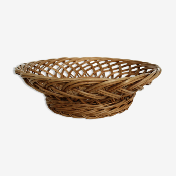 Wicker fruit basket