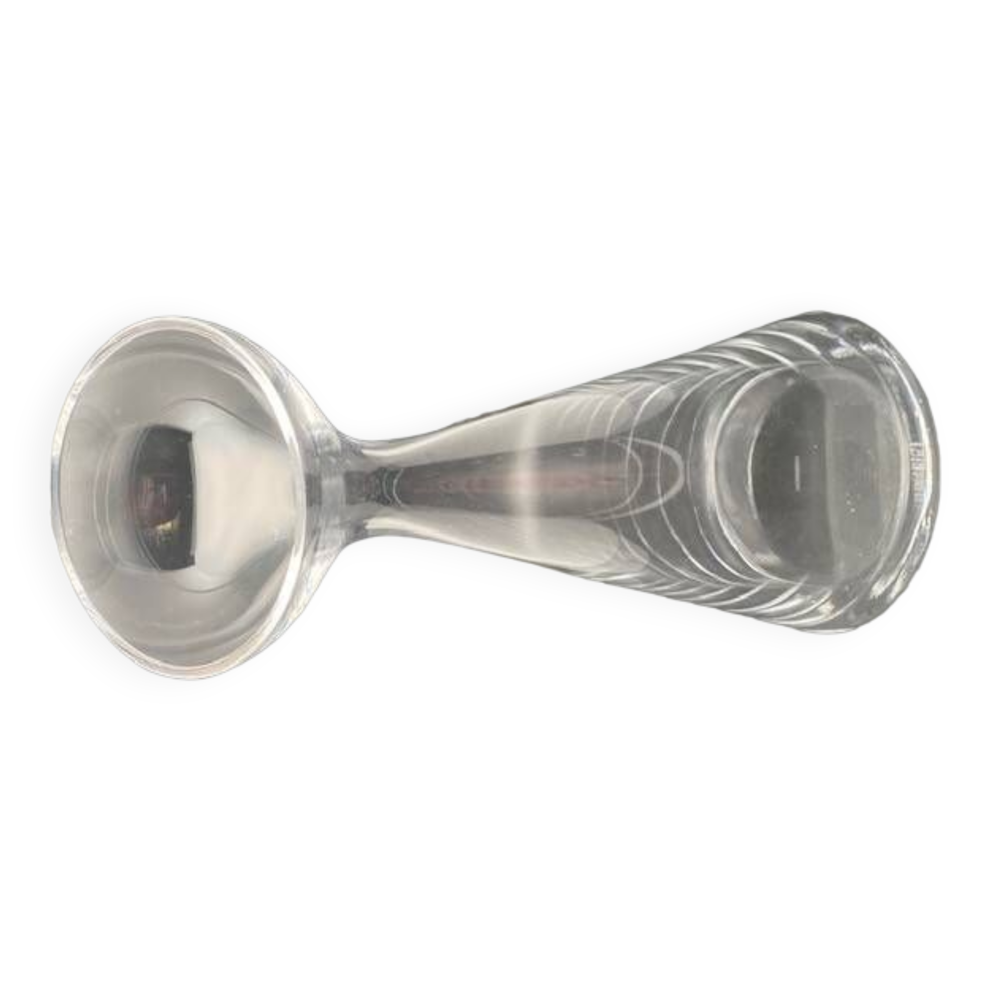 Decanter with "funnel" spout